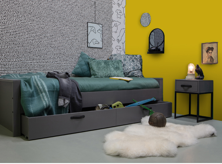 Woood Morris Bed Okergeel